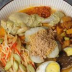 Lontong Cap Go Meh Komplit